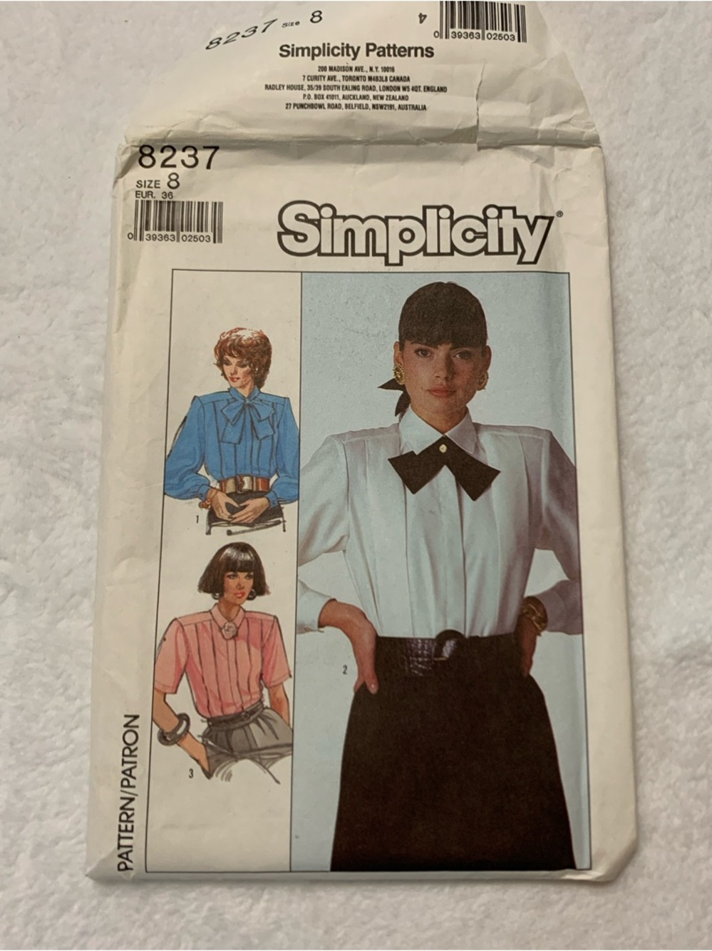 Simplicity 8237 Women’s Size 8 Blouse Pattern